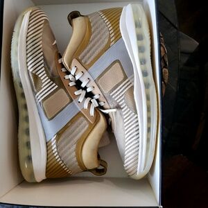 Lebron X JE Icon QS